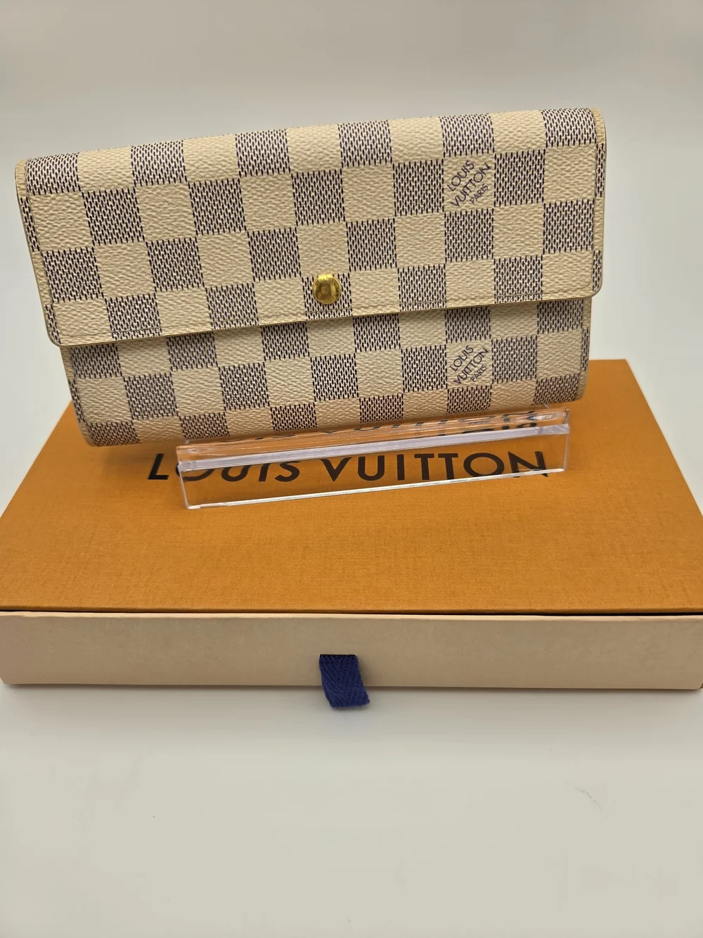 Authentic Preloved Louis Vuitton Damier Azur Sarah Wallet W Box Dust Bag & COA
